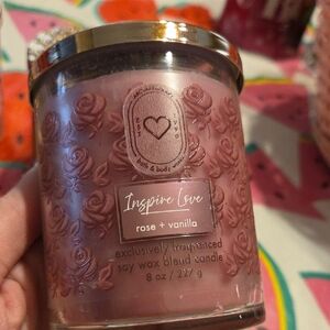 Nwt Bath & Body Works Inspire Love Rose Vanilla Candle